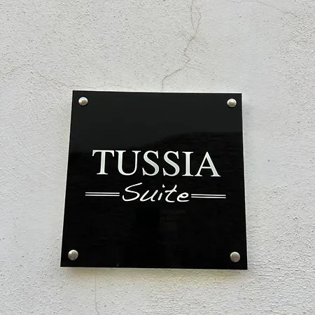 Tussia * Brindisi
